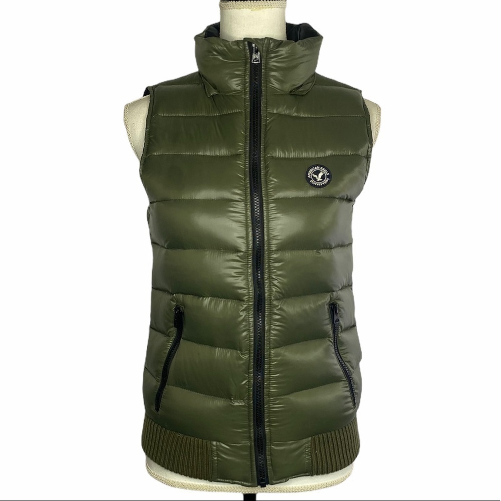 AMERICAN Eagle Outfitters Duckdown Puffer Vest